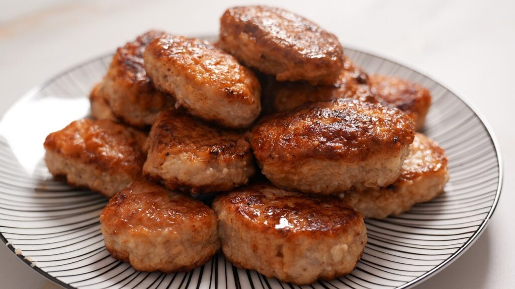 Сочная мясная котлета