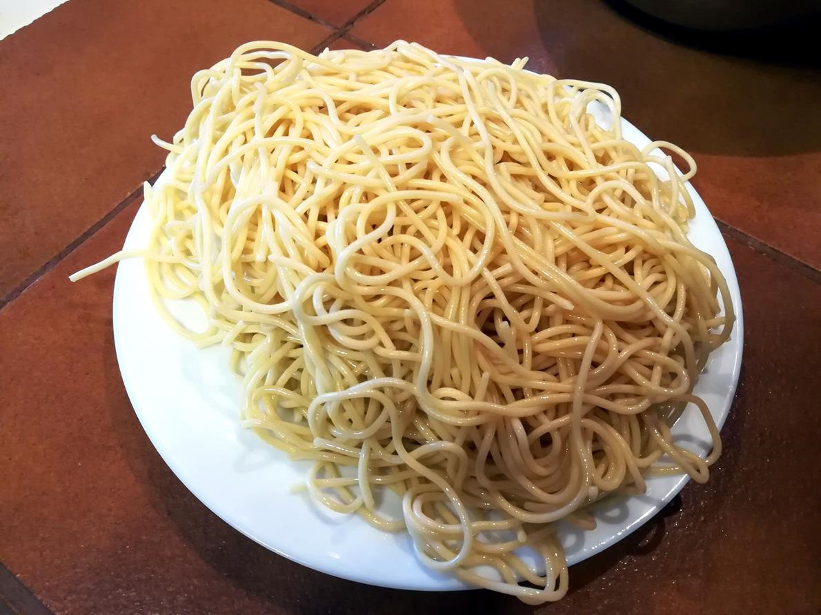 сколько калорий в 200 граммах вареных макарон без масла и сыра